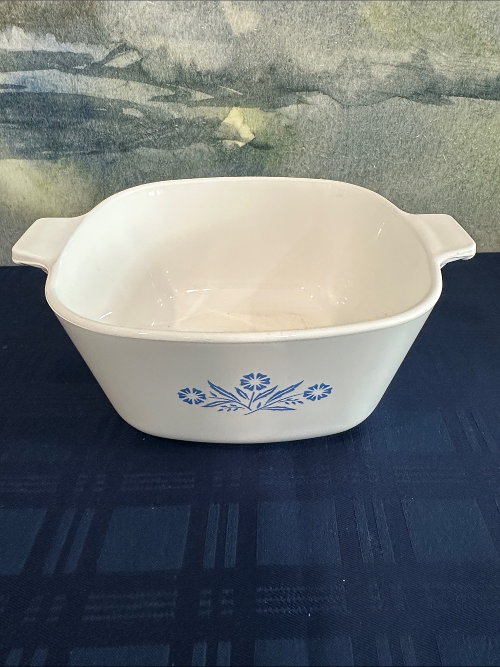 Corningware Cornflower White Ceramic 1 3/4 Quart Dish